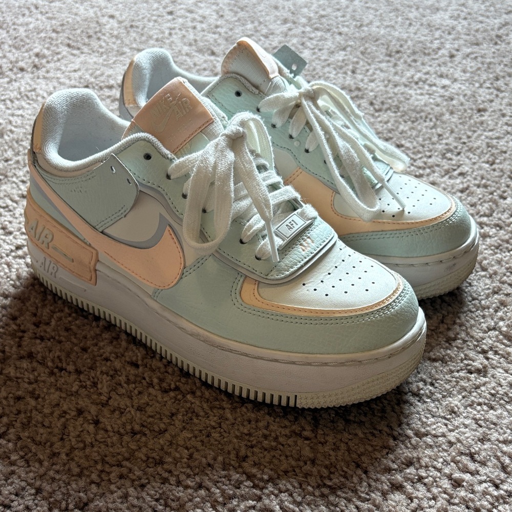 Nike Air Force 1 Pastel Sneakers
